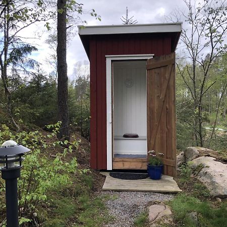 Stuga Utanfoer Fjaellbacka Exteriér fotografie